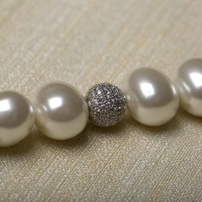 Pearl beaded necklace