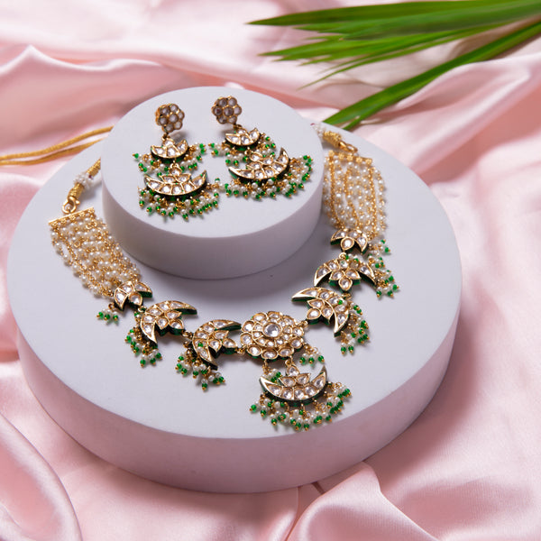 Zarine Kundan Choker Necklace Set