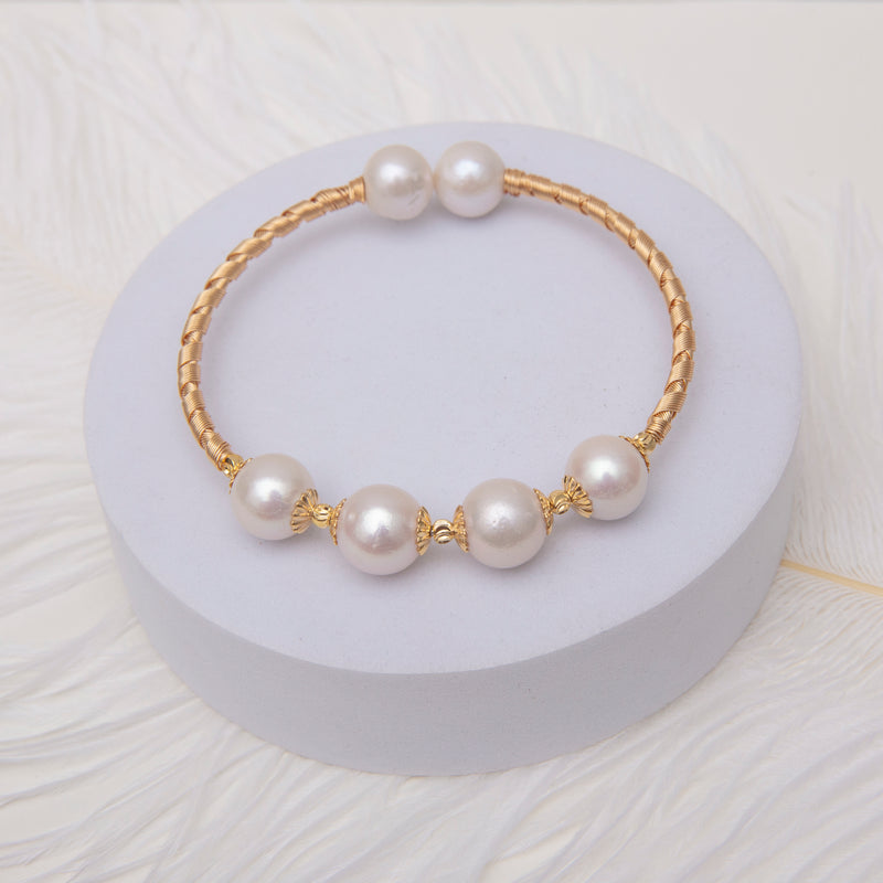 Spiral  Band Openable Pearl Bracelet