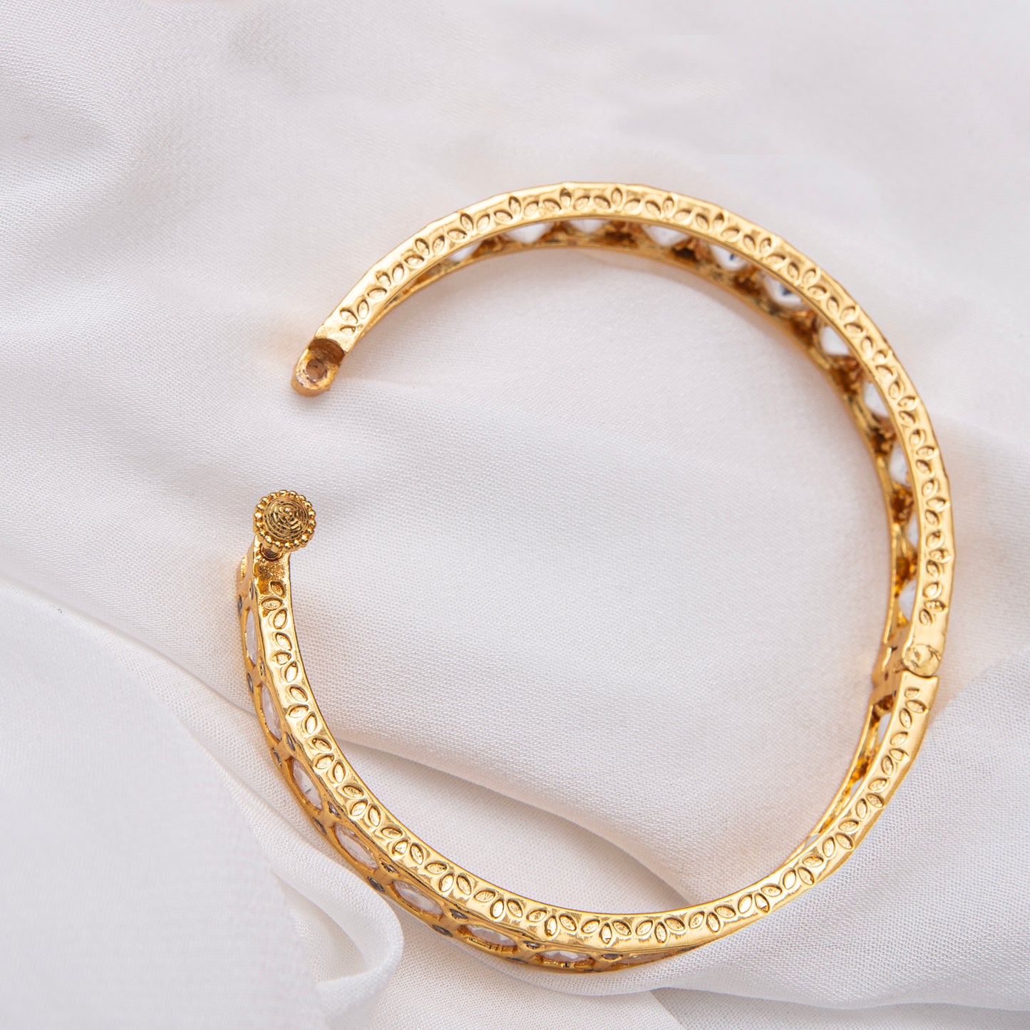 Matt Kundan Bangles