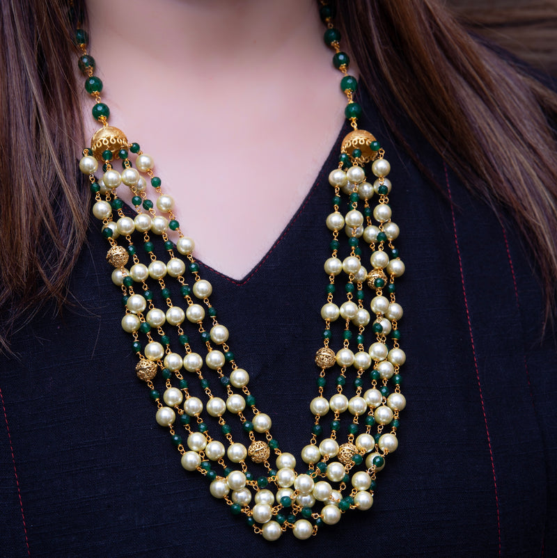 Green and White Clustered Necklace