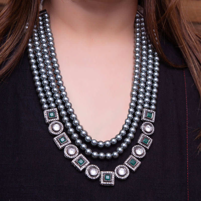 Prisha Chrome Green Victorian Necklace Set